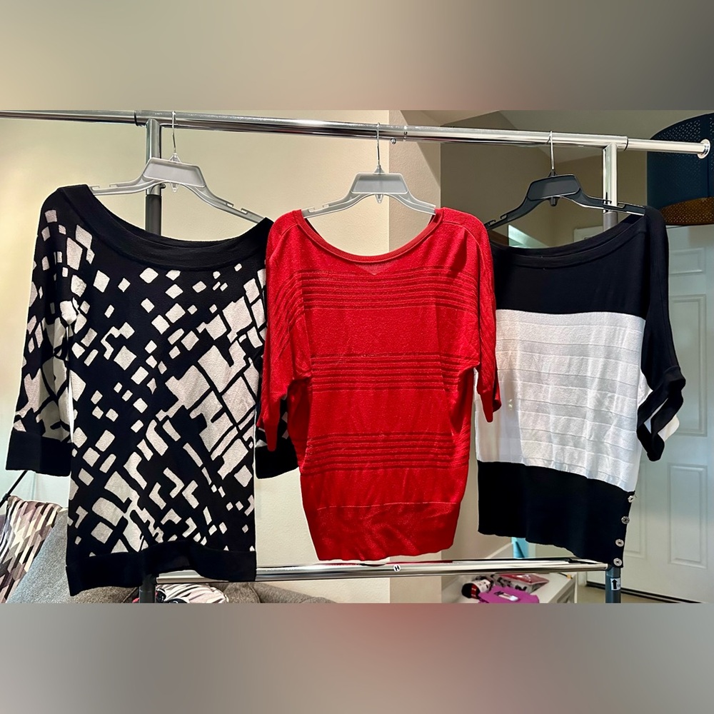 White House Black Market Women’s Lot of 3 Tops Blouses Size Small